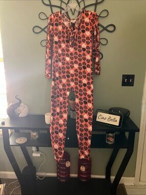 shosho Coral Pumpkin-Print Long-Sleeve Onesie Pajamas